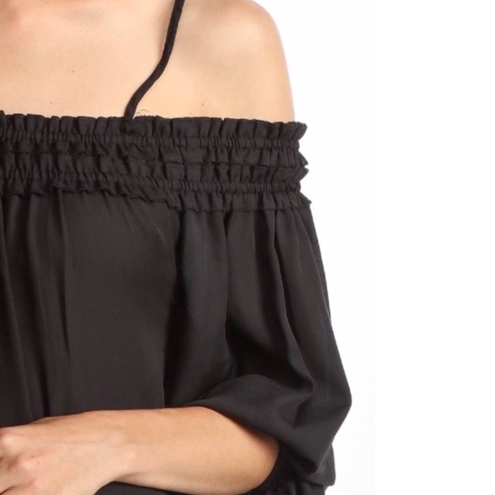 Off Shoulder Ruffled Peasant Blouse - Picture 4 of 4